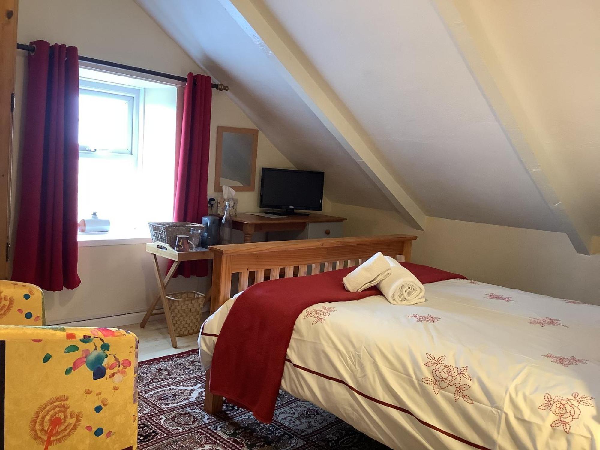 Haelarcher Farmhouse And Helicopter B&B リザード エクステリア 写真